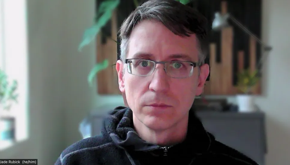 Lumina during the day, plus mode, without light